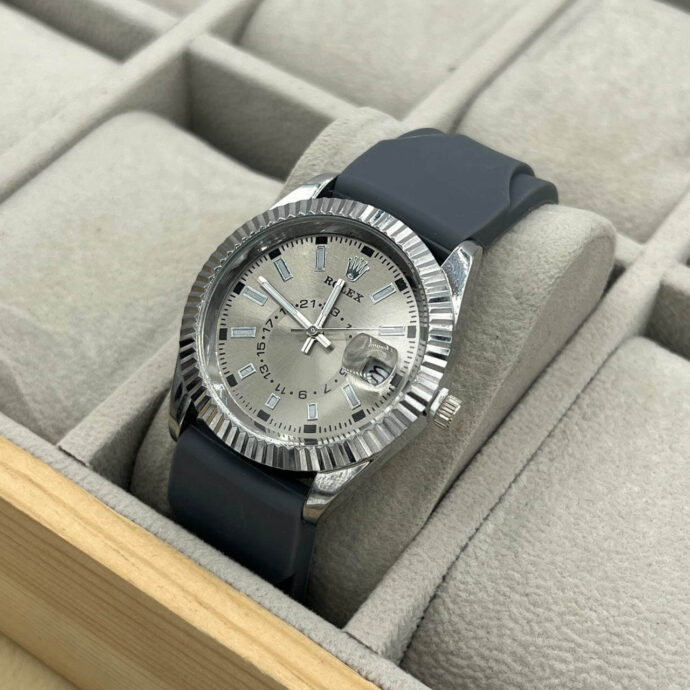 ⁦Rolex Sky Dweller⁩ - الصورة ⁦3⁩