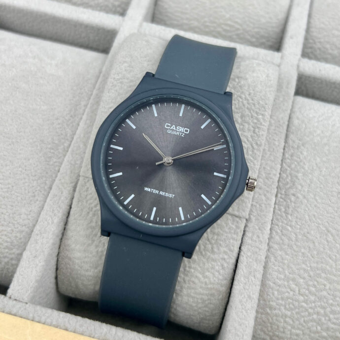 ⁦CASIO QUARTZ SILICONE⁩ - الصورة ⁦3⁩