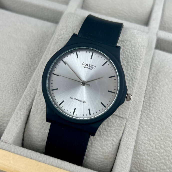 ⁦CASIO QUARTZ SILICONE⁩ - الصورة ⁦4⁩