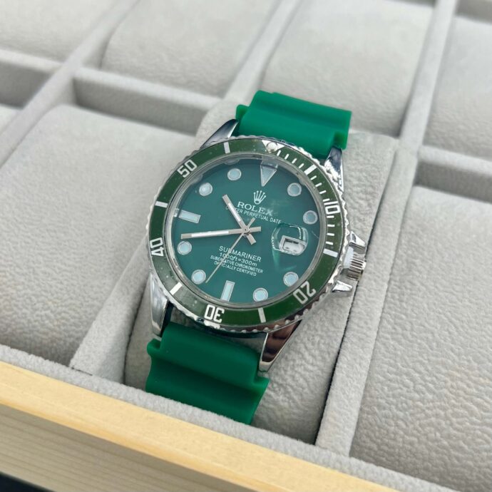 ⁦Rolex oyster perpetual Submariner⁩ - الصورة ⁦3⁩